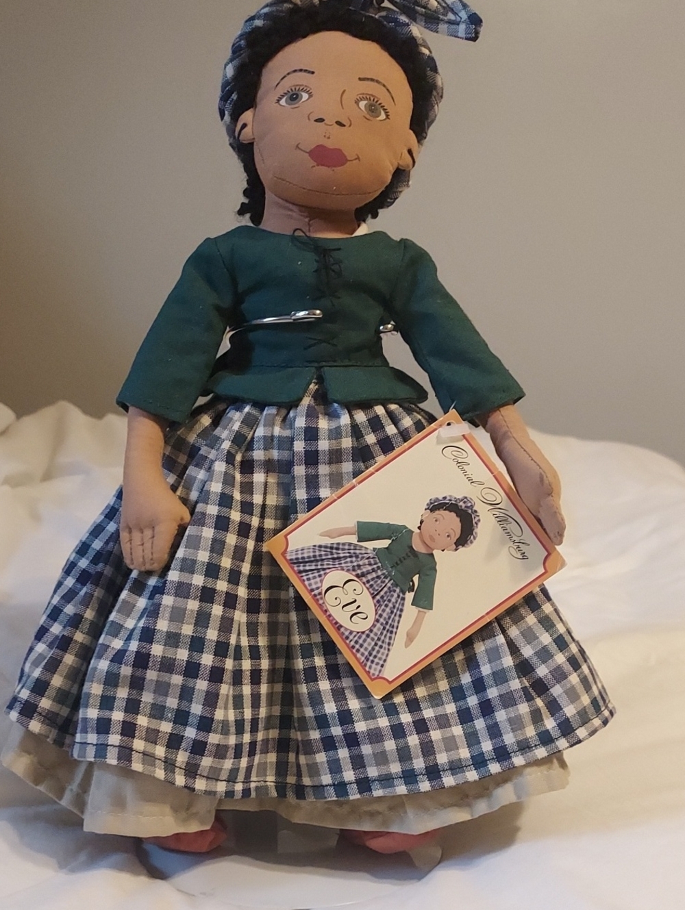 1998 Colonial Williamsburg EVE Soft 12" Doll